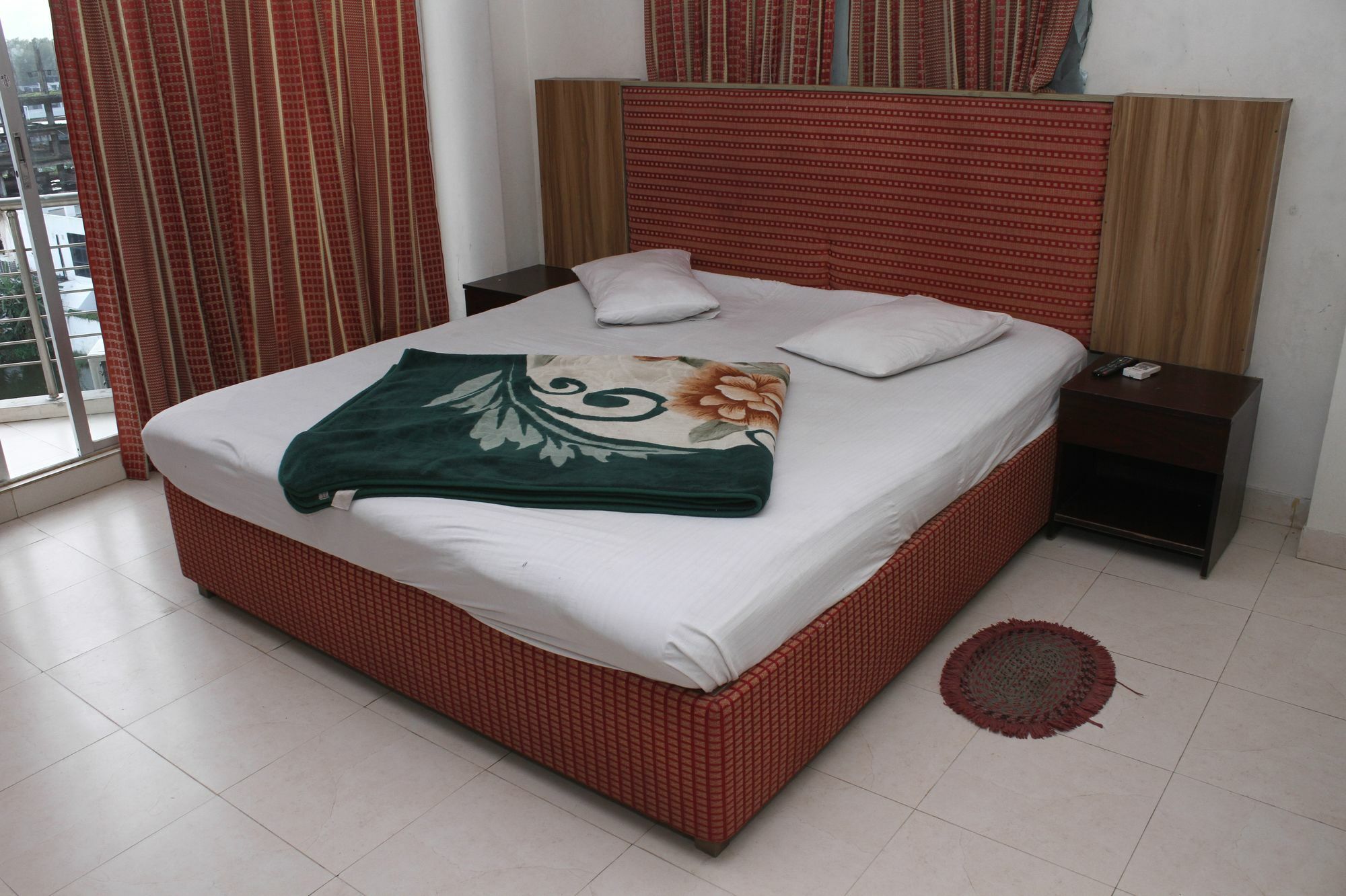 Hotel White Beach ค็อกเซสบาซาร์ ภายนอก รูปภาพ