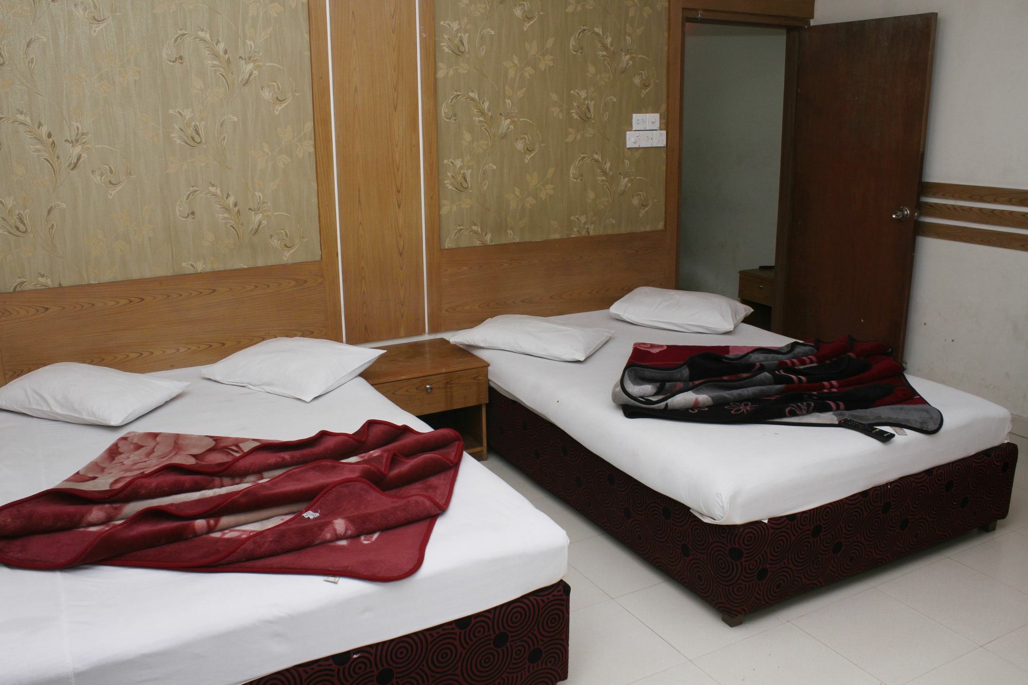 Hotel White Beach ค็อกเซสบาซาร์ ภายนอก รูปภาพ